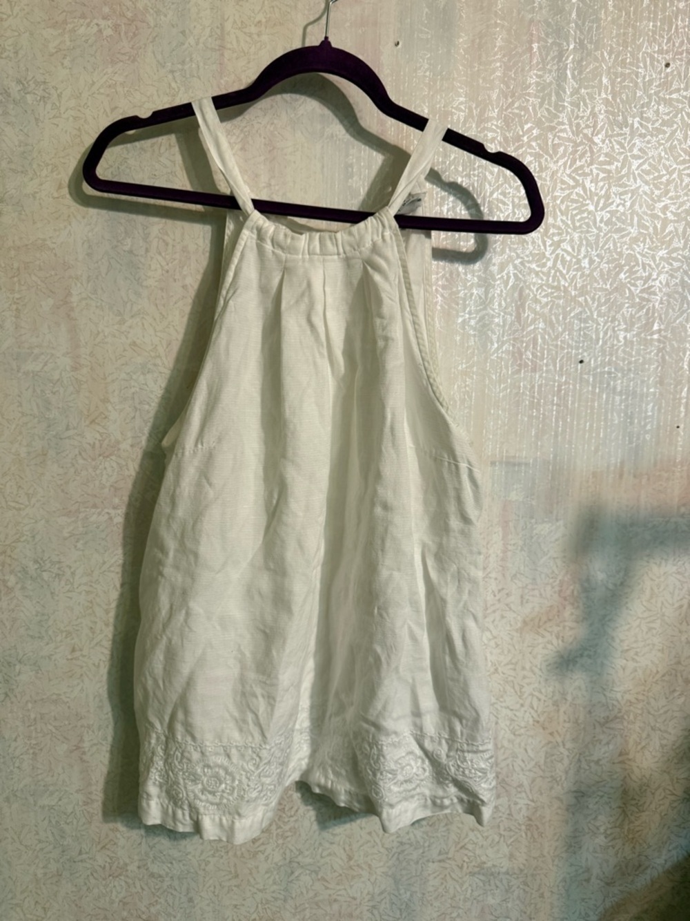 Tommy Bahama White Halter‎ Style Neckline Top, Beachy, Summertime, Lightweight M